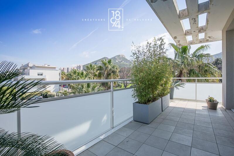 Duplex - 97 m² - 4 pièces