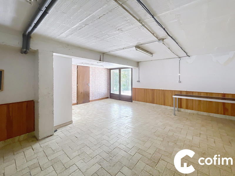 Maison contemporaine - 279 m² - 12 pièces