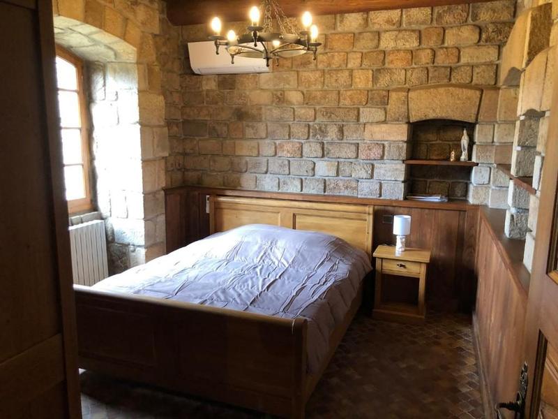 Château - 358 m² - 17 pièces