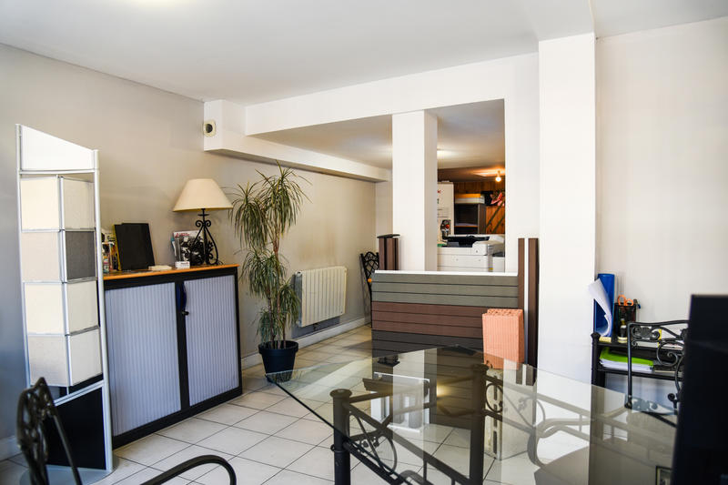 Immeuble - 200 m² - 6 pièces