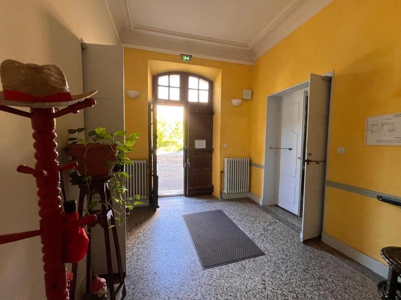 Maison de maîtres - 900 m² - 19 pièces