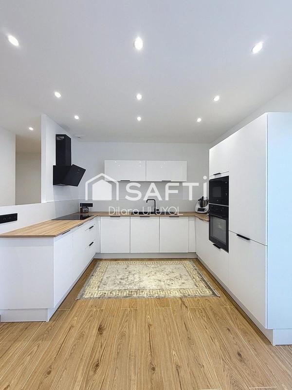 Maison - 111 m² - 5 pièces