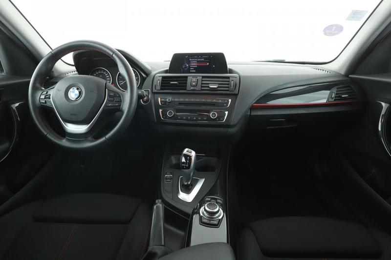 Bmw Série 1 118iA Sport 5p 170 ch