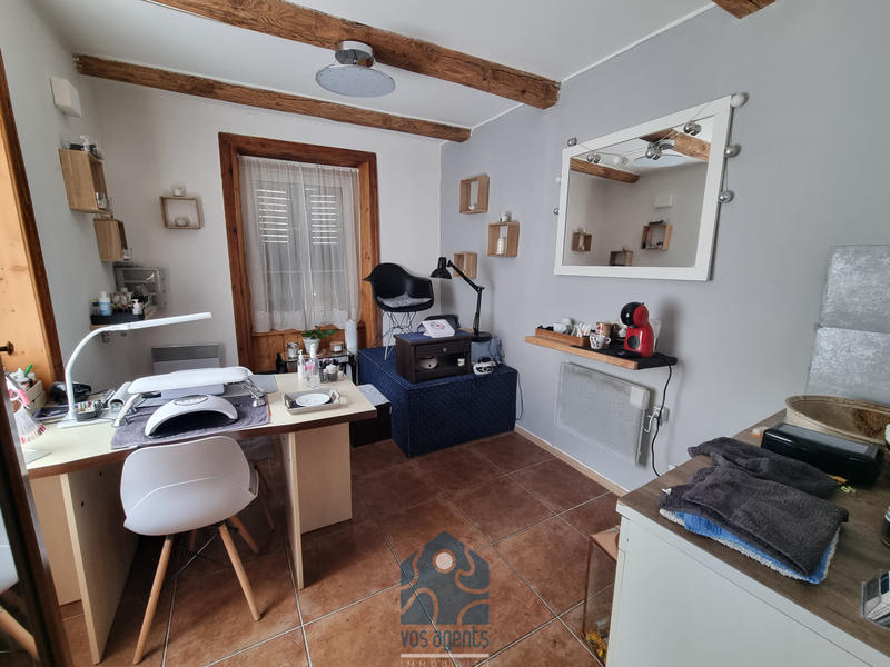 Maison - 176 m² - 10 pièces