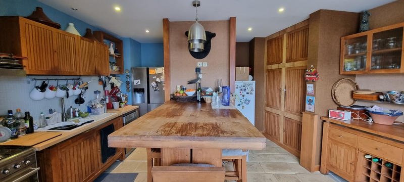 Maison - 185 m² - 7 pièces