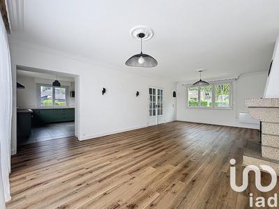 Maison - 142 m² - 5 pièces