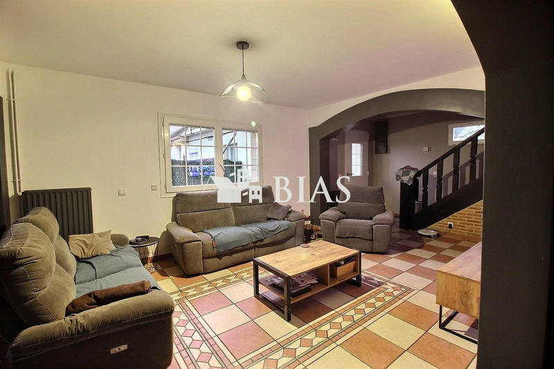 Maison - 188 m² - 7 pièces