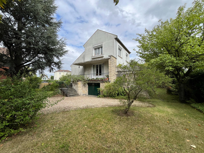 Maison - 115 m² - 6 pièces