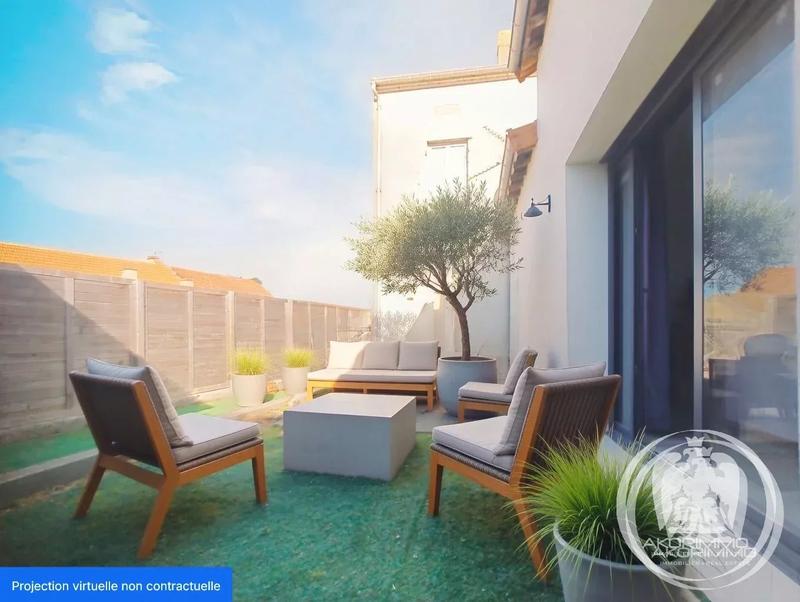 Maison - 198 m² - 8 pièces