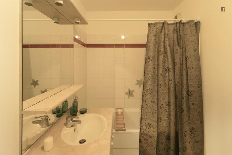 Chambre - 11 m² - 4 pièces