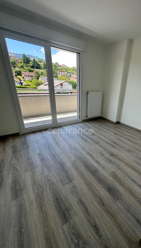 Appartement - 83 m² - 4 pièces