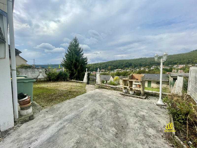 Maison - 94 m² - 5 pièces