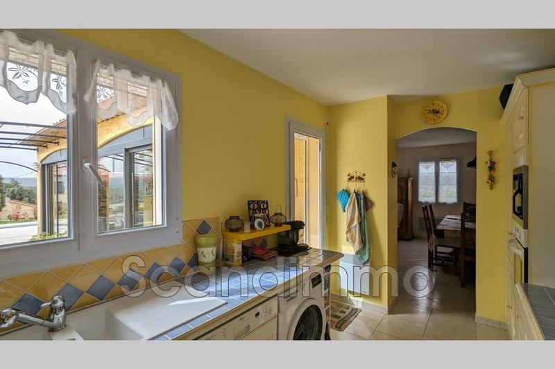 Maison - 131 m² - 6 pièces