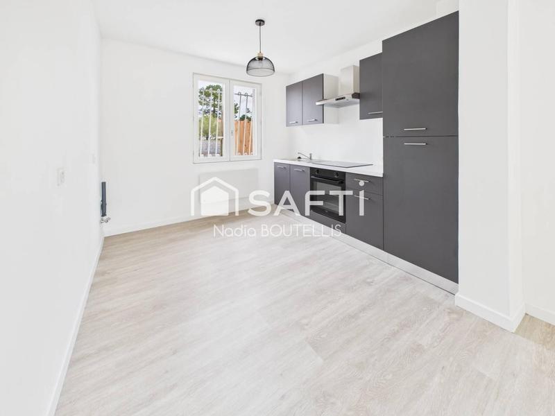 Maison - 98 m² - 5 pièces