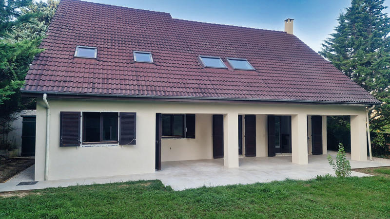 Maison - 178 m² - 8 pièces