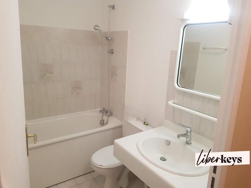 Studio - 30 m² - 1 pièce