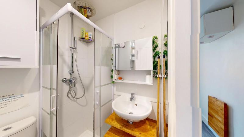 Studio - 15 m² - 1 pièce