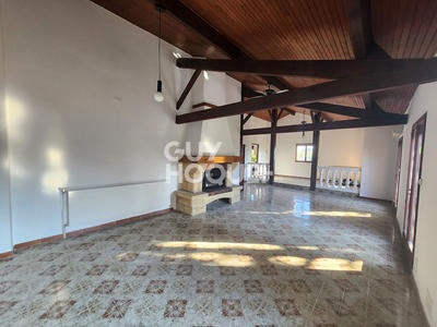 Maison - 177 m² - 5 pièces