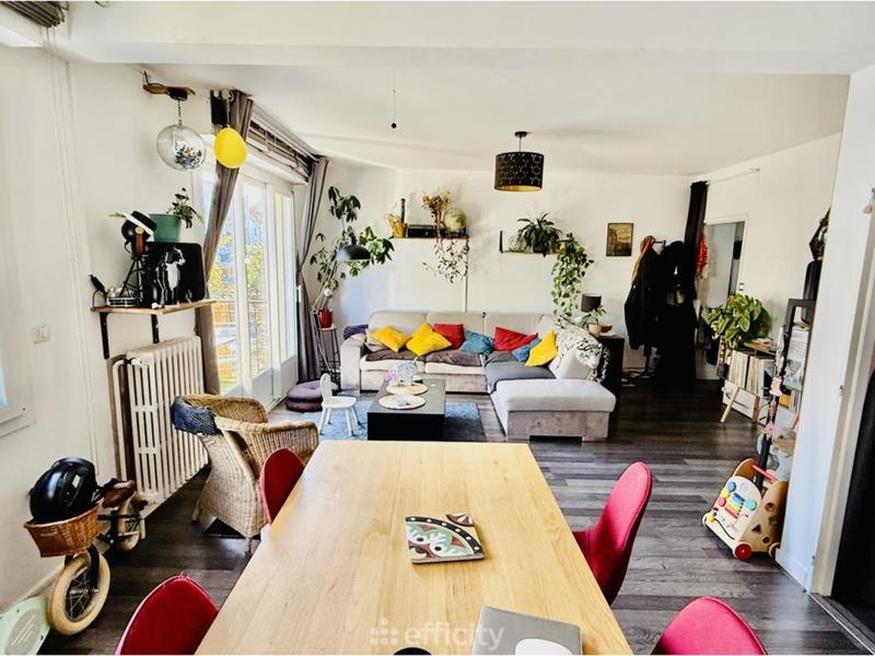 Appartement - 75 m² - 3 pièces