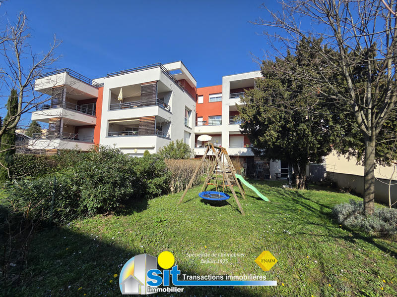 Appartement - 80 m² - 3 pièces