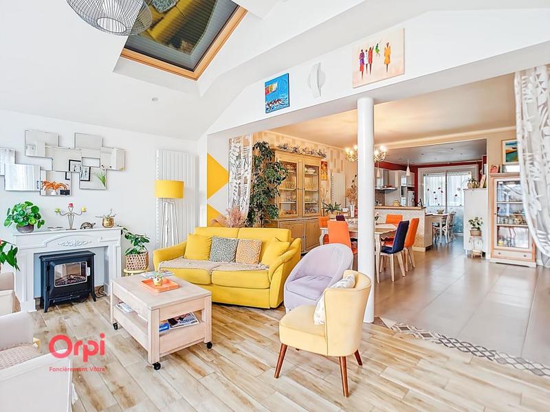 Maison - 180 m² - 6 pièces