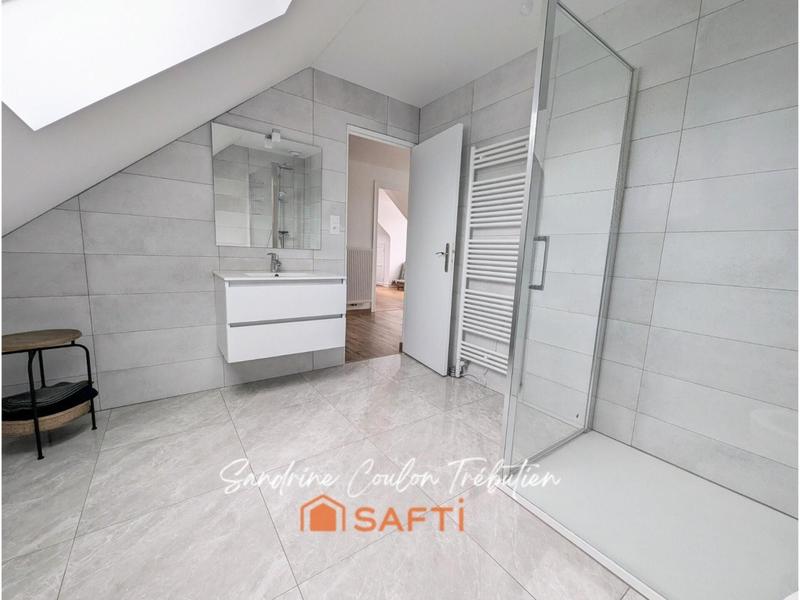 Maison - 199 m² - 7 pièces