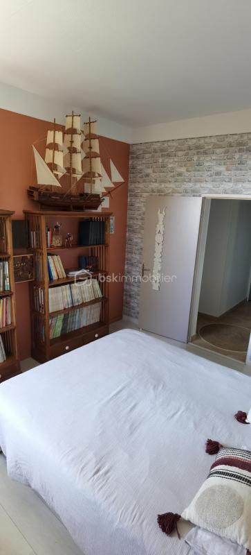 Villa - 267 m² - 8 pièces