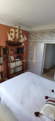 Villa - 267 m² - 8 pièces