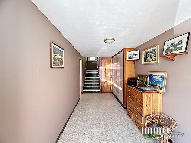 Maison - 181 m² - 7 pièces