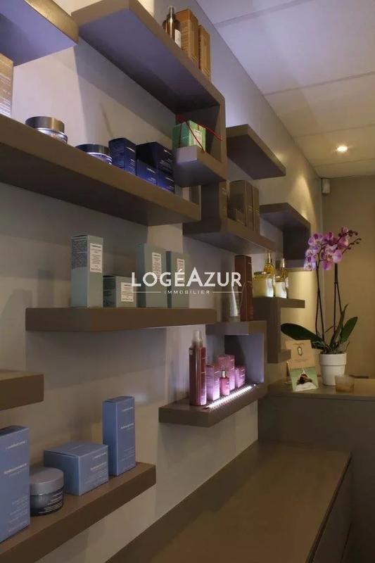 Fonds de commerce - 66 m²