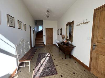 Maison ancienne - 285 m² - 8 pièces