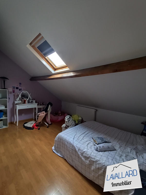 Maison - 95 m² - 6 pièces