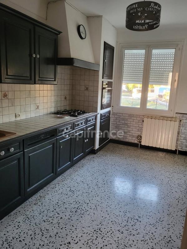 Maison - 176 m² - 8 pièces