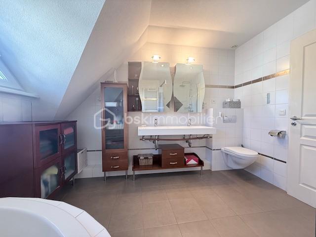 Maison d'architecte - 137 m² - 6 pièces