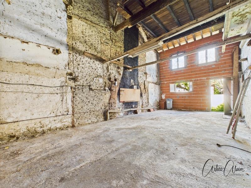 Maison - 96 m² - 3 pièces