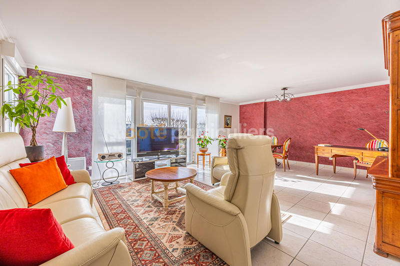 Appartement - 99 m² - 3 pièces