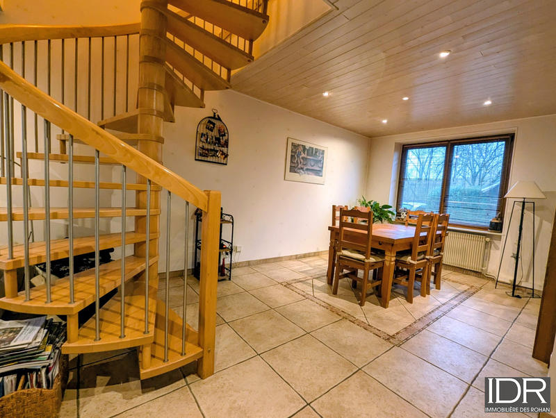 Maison - 110 m² - 5 pièces