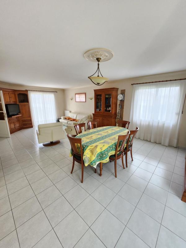 Maison - 141 m² - 5 pièces