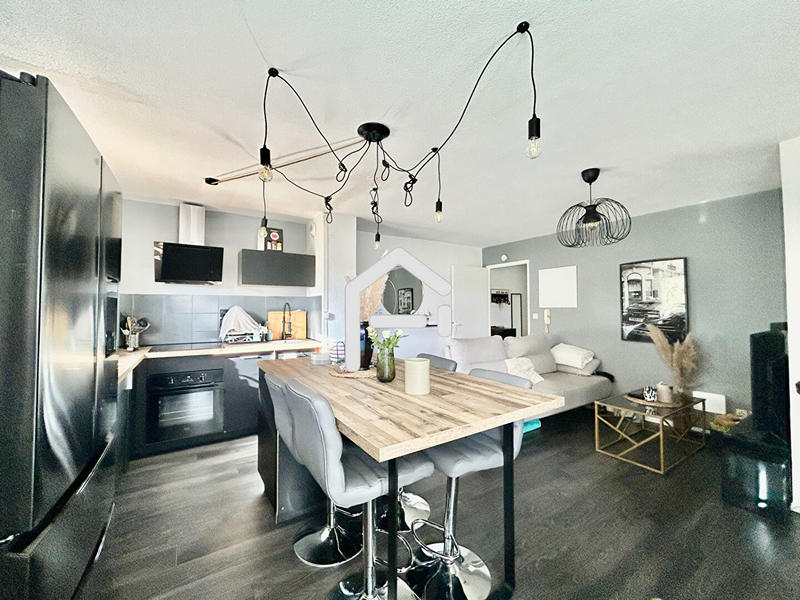 Appartement - 60 m² - 3 pièces