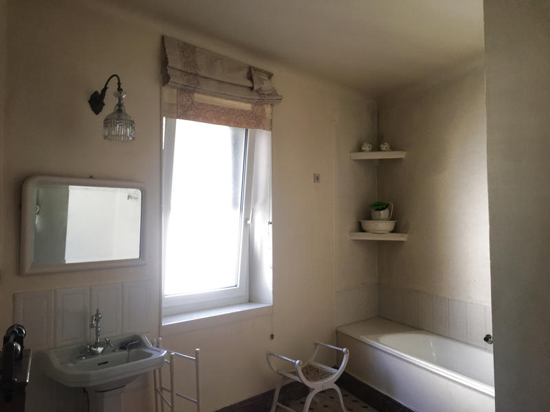 Maison - 297 m² - 8 pièces