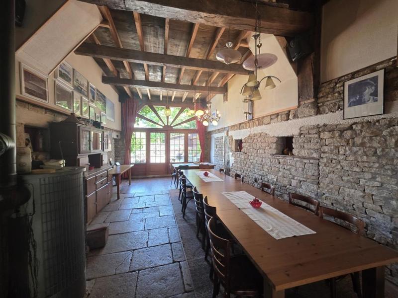 Demeure - 566 m² - 13 pièces