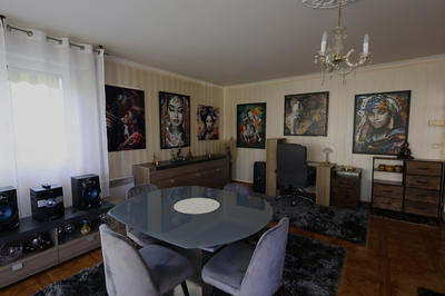 Appartement - 81 m² - 3 pièces