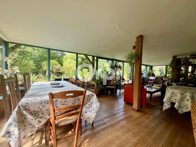 Maison - 170 m² - 7 pièces