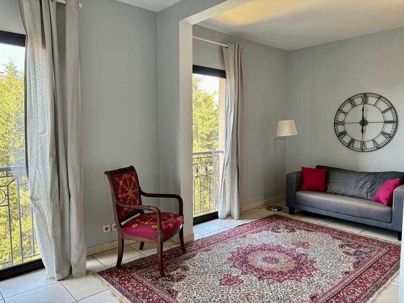 Appartement - 75 m² - 3 pièces