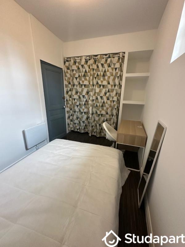 Chambre - 10 m² - 1 pièce