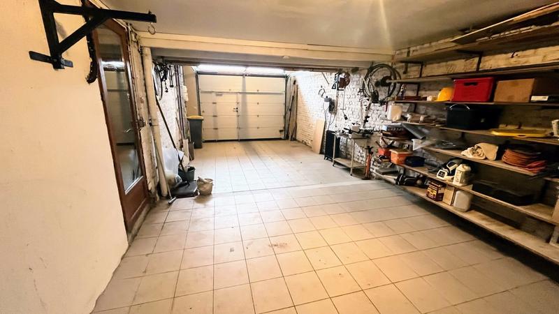 Maison - 200 m² - 7 pièces