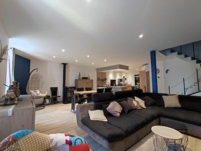 Maison - 160 m² - 6 pièces