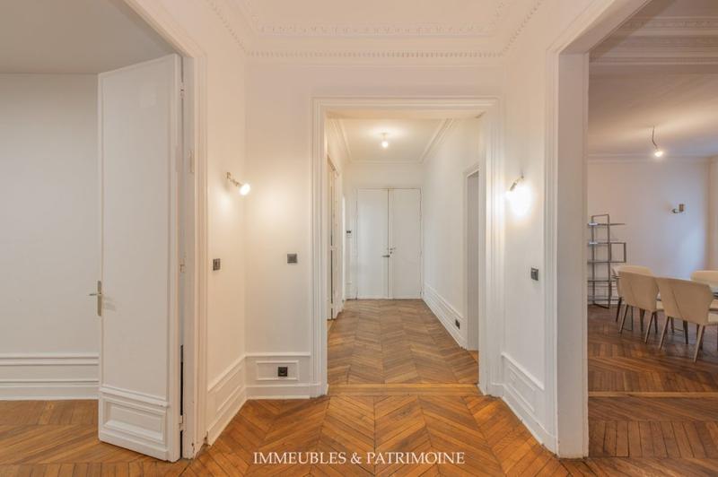 Appartement - 114 m² - 4 pièces