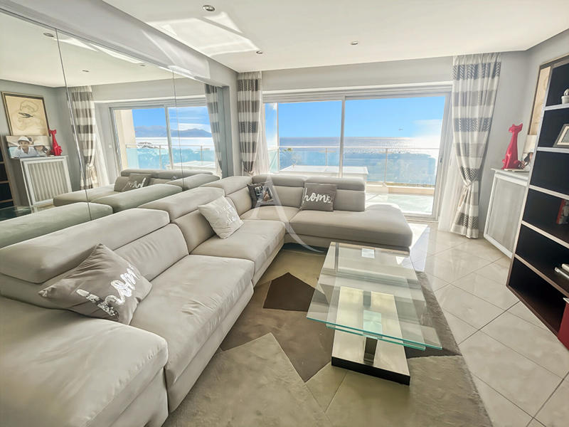 Appartement - 95 m² - 3 pièces