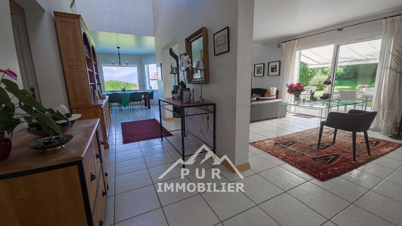 Maison - 206 m² - 6 pièces